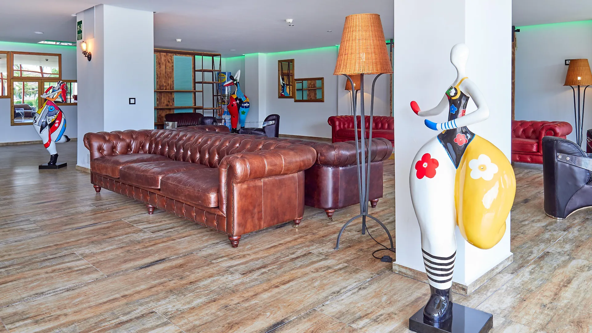 אפרטהוטל פורט ד'אלקודיה Bellevue Club מלון דירות